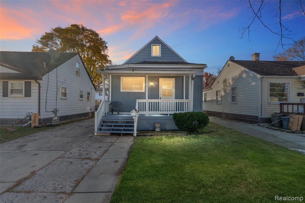 20462 Hollywood Street, Harper Woods, MI 48225 — Photo 2
