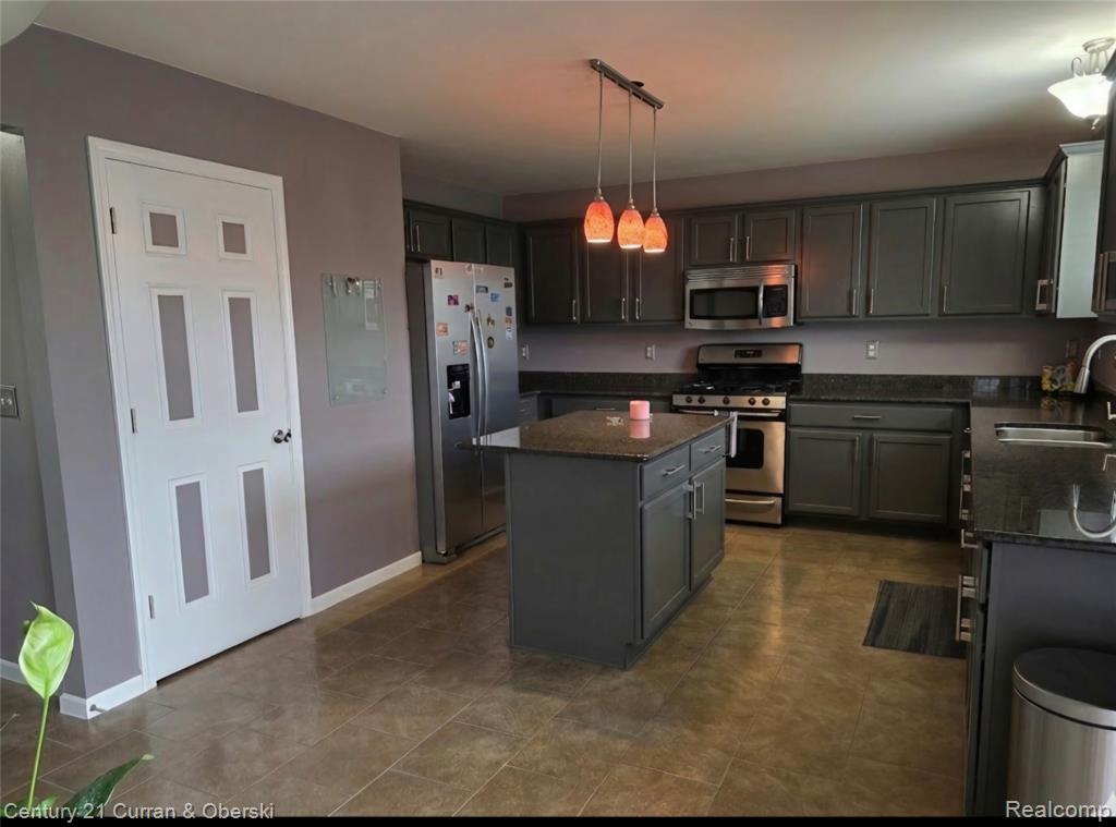 23756 Waterview Drive, New Boston, MI 48164 — Photo 7