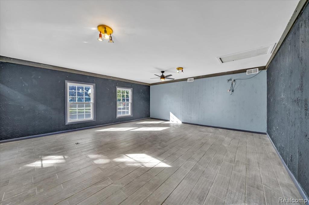 26 N Beck Street, Sebewaing, MI 48759 — Photo 31