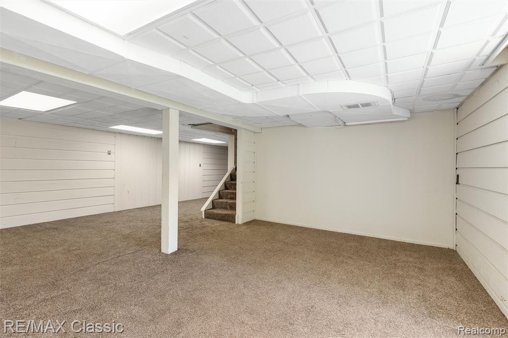 4268 Covered Bridge Road, Bloomfield Hills, MI 48302 — Photo 24