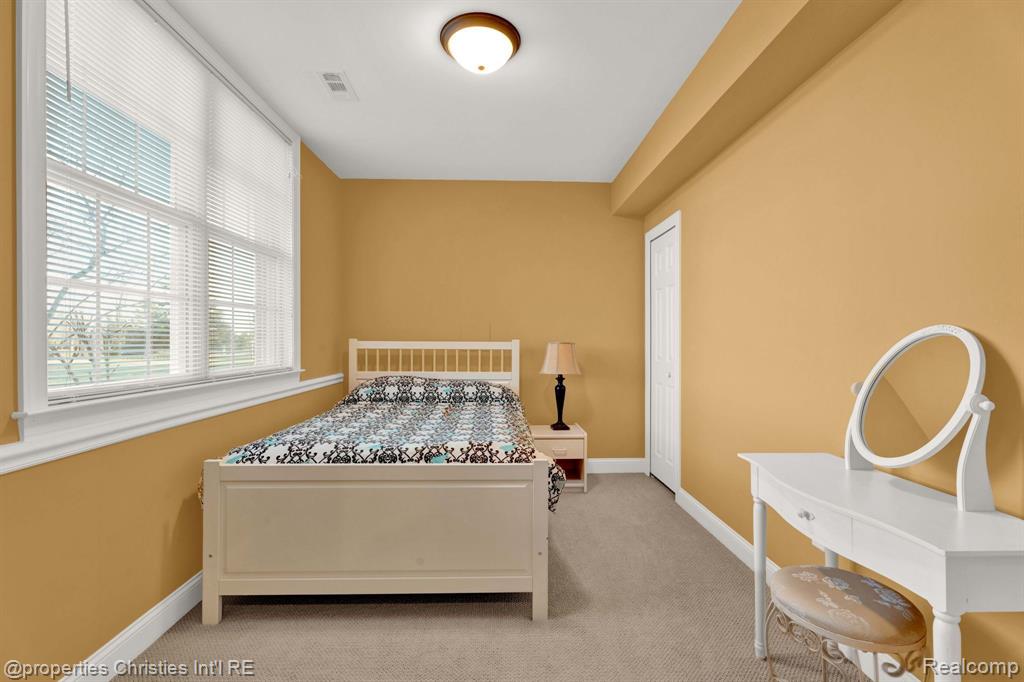 17248 CRESTBROOK Drive, Northville, MI 48168 — Photo 54
