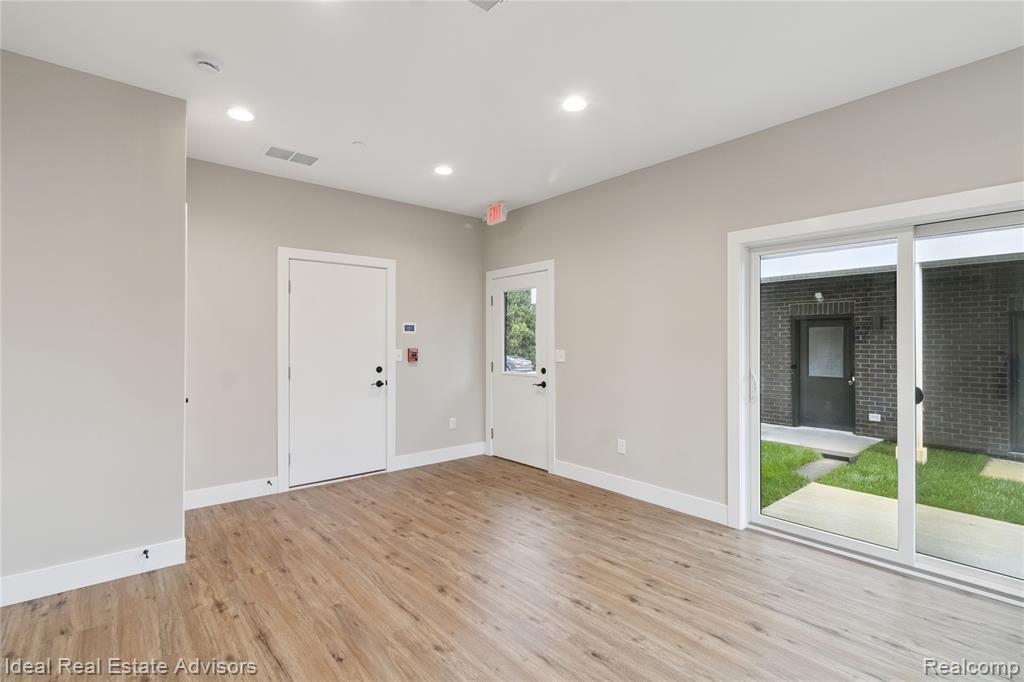 8120 Allor Landing, Brighton, MI 48114 — Photo 15