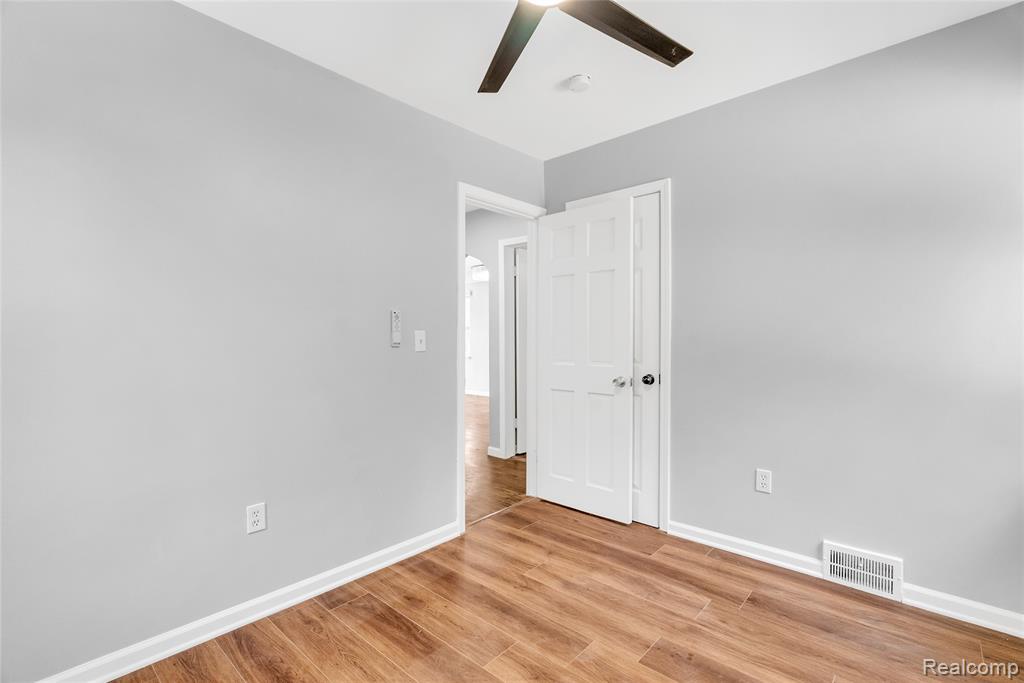 5934 Haverhill Street, Detroit, MI 48224 — Photo 40