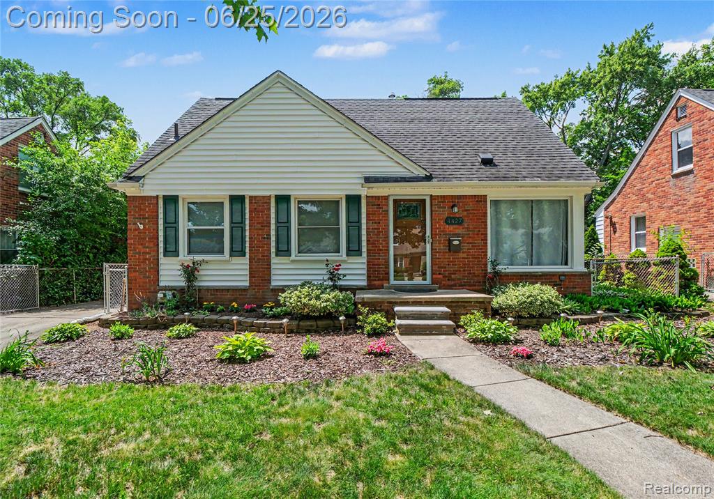 4427 Groveland Avenue, Royal Oak, MI 48073 — front exterior