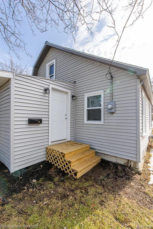 31 Heights Road, Lake Orion, MI 48362 — Photo 3