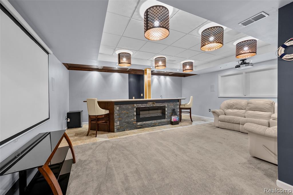 4476 Woodcliff Court, Rochester, MI 48306 — Photo 46