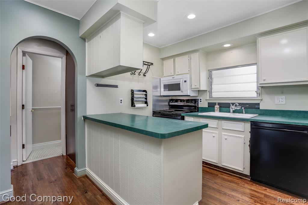 603 E Maxlow Avenue, Hazel Park, MI 48030 — Photo 8
