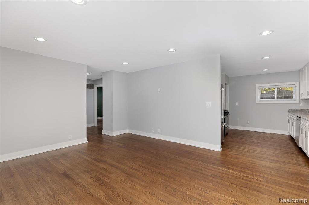 622 N Wilson Avenue, Royal Oak, MI 48067 — Photo 4