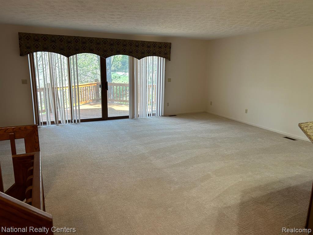 6572 RIDGEVIEW Drive, Clarkston, MI — Photo 3