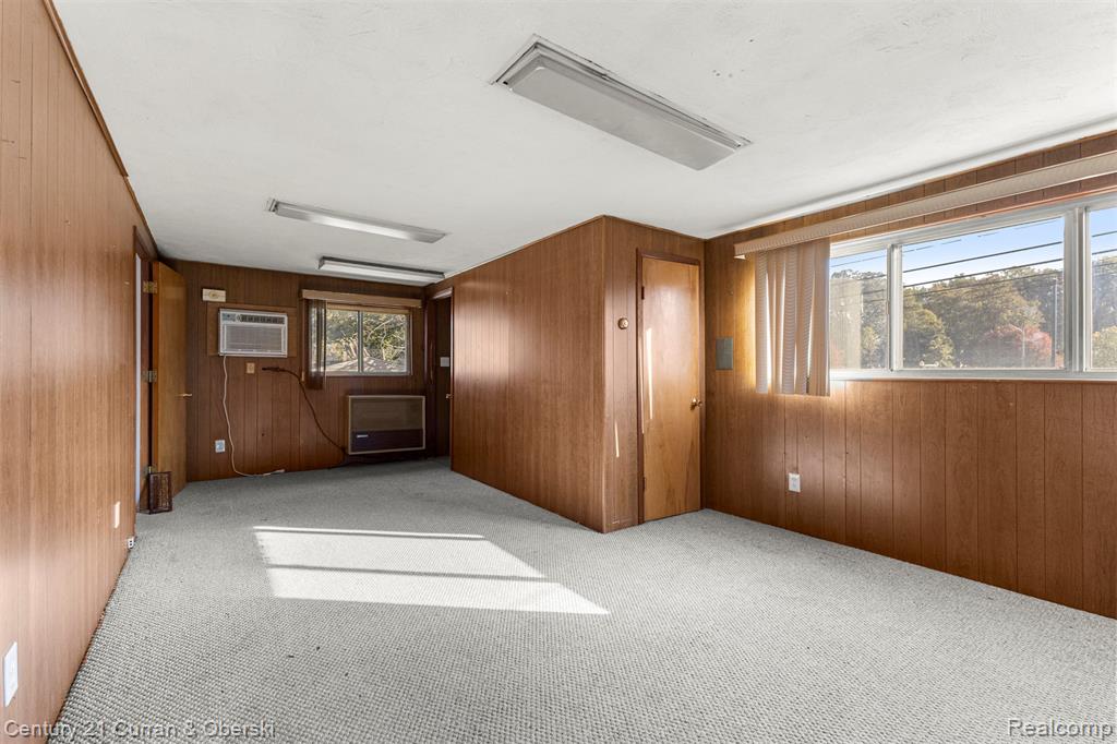 8319 Ziegler Street, Taylor, MI 48180 — Photo 22