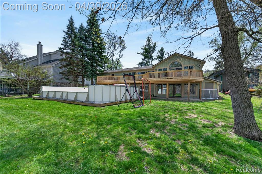 3945 N Vanstone Drive, Commerce Twp, MI 48382 — Photo 40