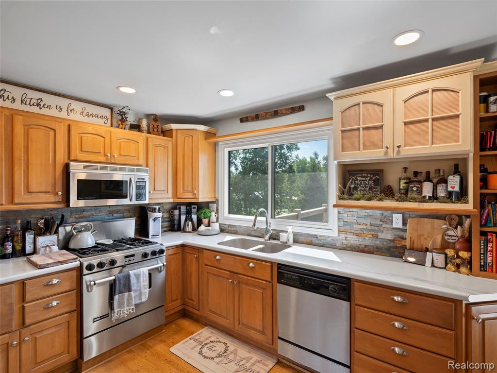 5308 Hummer Lake Road, Oxford, MI 48371 — Photo 12