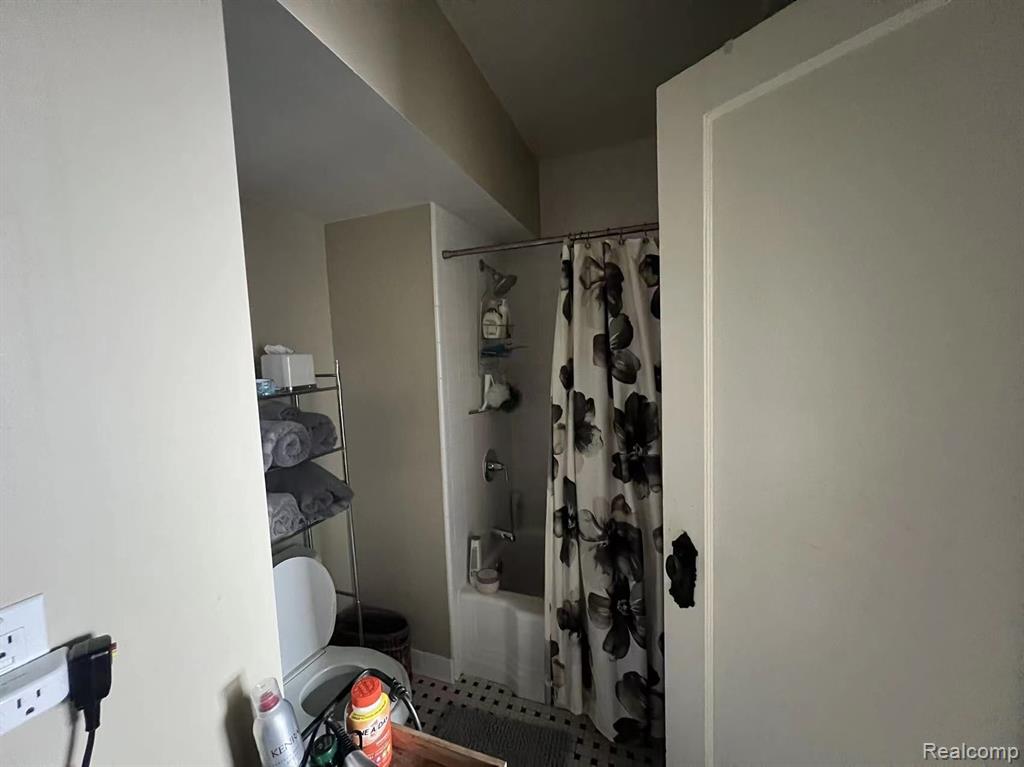 15 E KIRBY Street, 1025, Detroit, MI 48202 — Photo 27