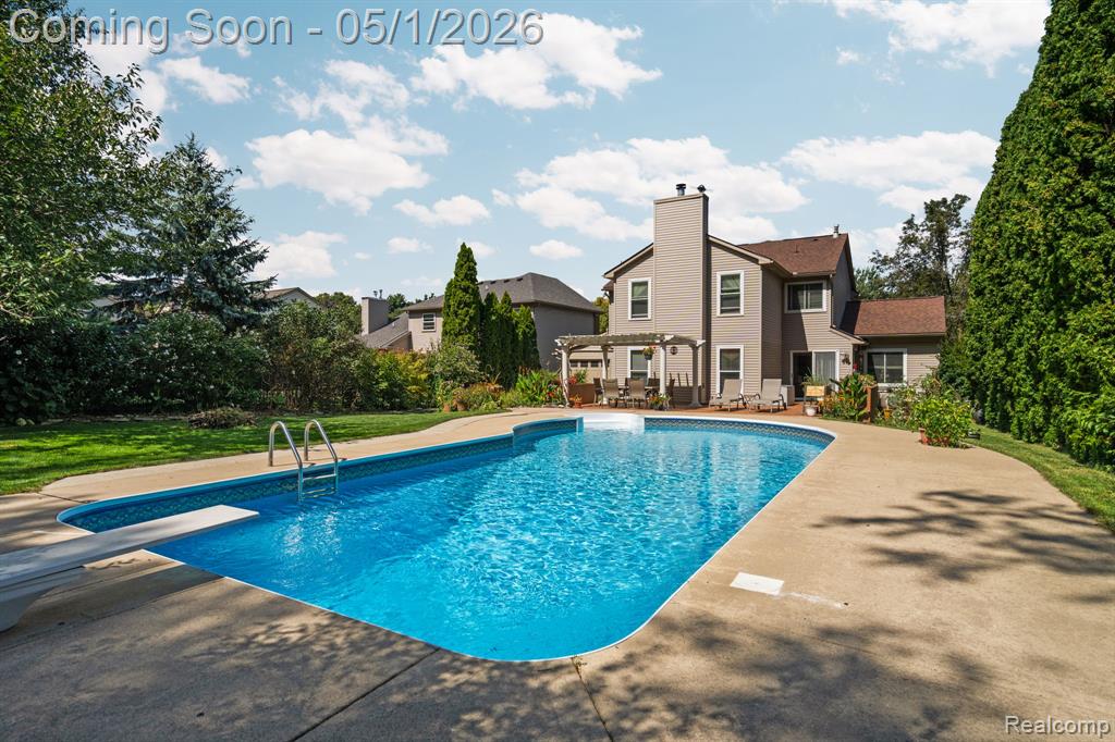 1861 Twin Sun Circle, Walled Lake, MI 48390 — Photo 13