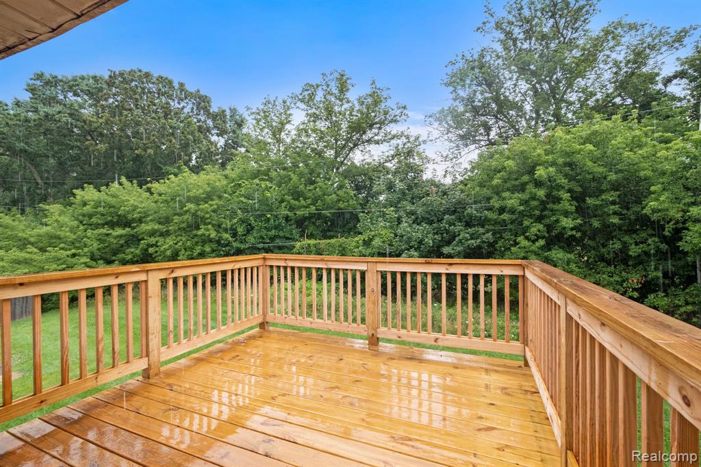 96 Village Court, Ortonville, MI 48462 — Photo 18
