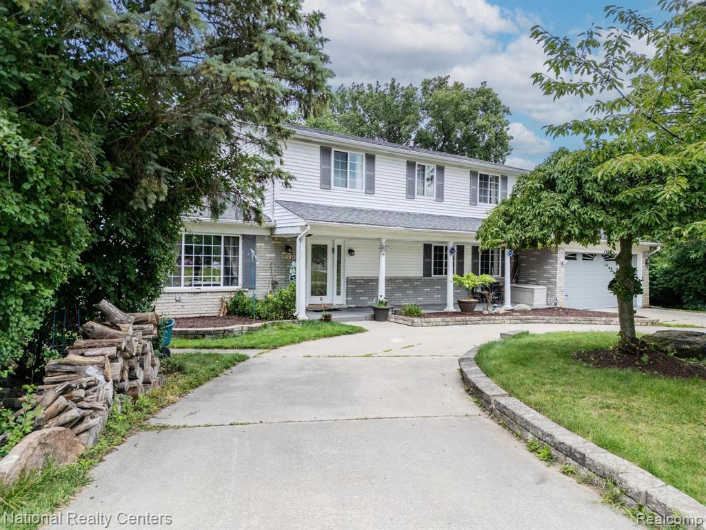 5450 Pocono Street, West Bloomfield, MI 48323 — Photo 2