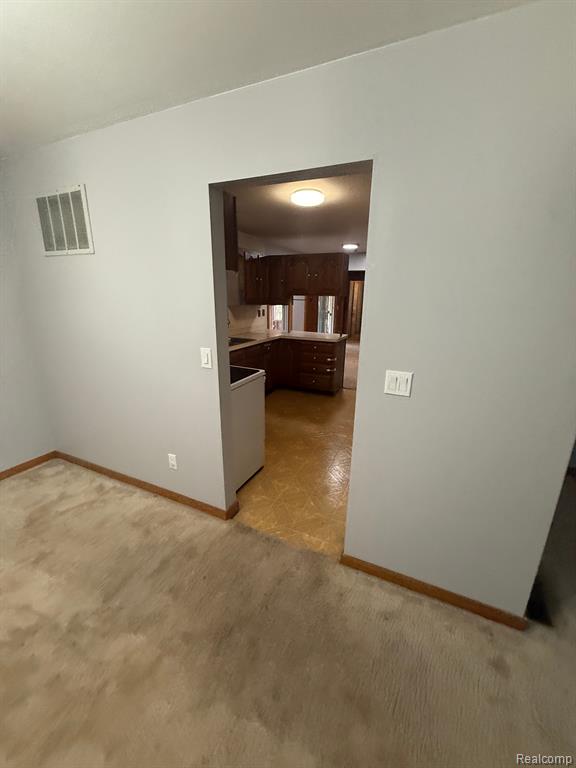 1531 8 MILE Road, Whitmore Lake, MI 48189 — Photo 11