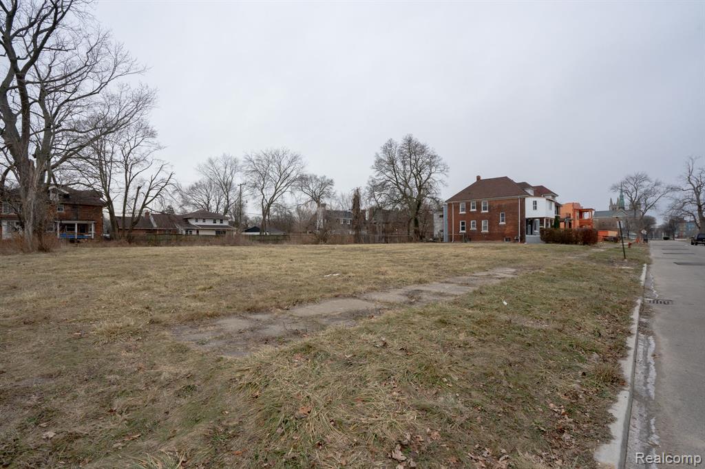 288 Belmont Street - Photo 3