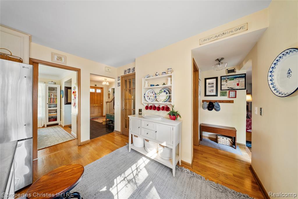 713 Claremont Street, Dearborn, MI 48124 — Photo 19