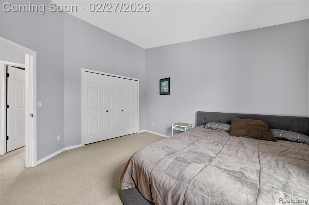 801 Linden Way, Auburn Hills, MI 48326 — Photo 21