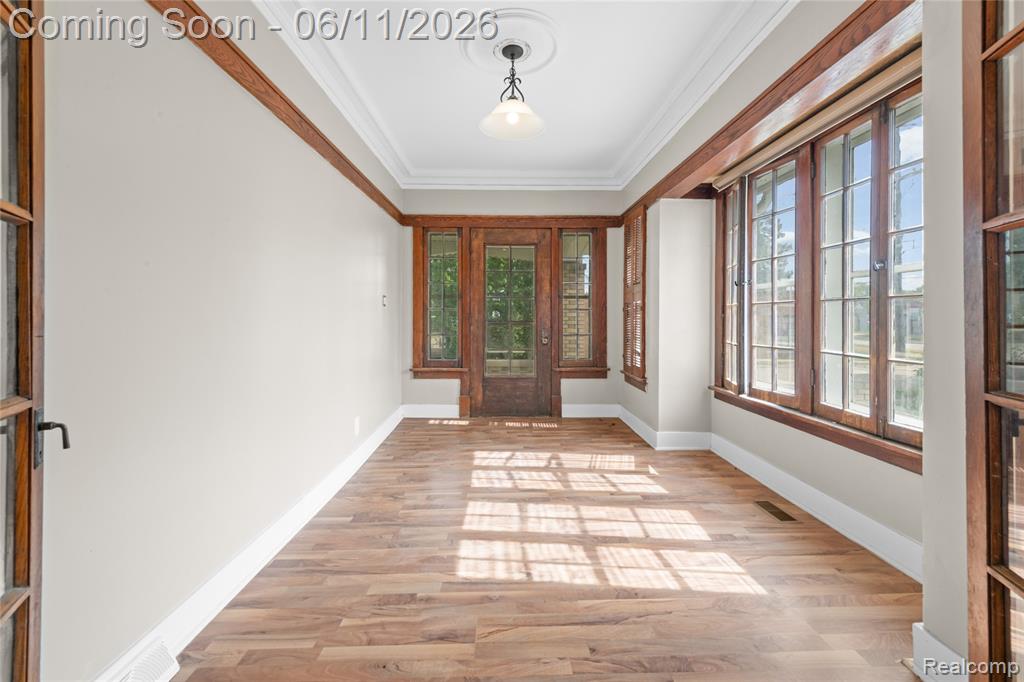 21855 Schoenherr Road, Warren, MI 48089 — Photo 8