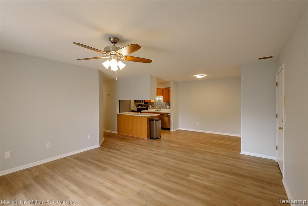 45838 Prairiegrass Court, Van Buren, MI 48111 — Photo 2
