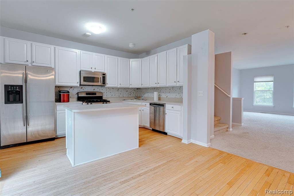 609 Cherry Orchard Road, Canton, MI 48188 — Photo 16