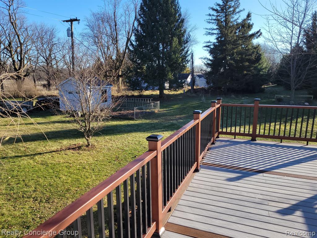 10065 REDHAWK, Perry, MI 48872 — Photo 26