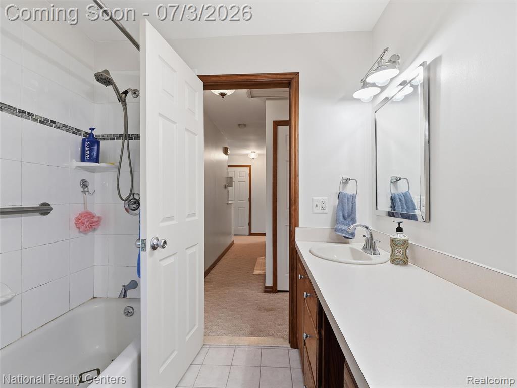 40368 Village Wood Road, Novi, MI — Photo 22