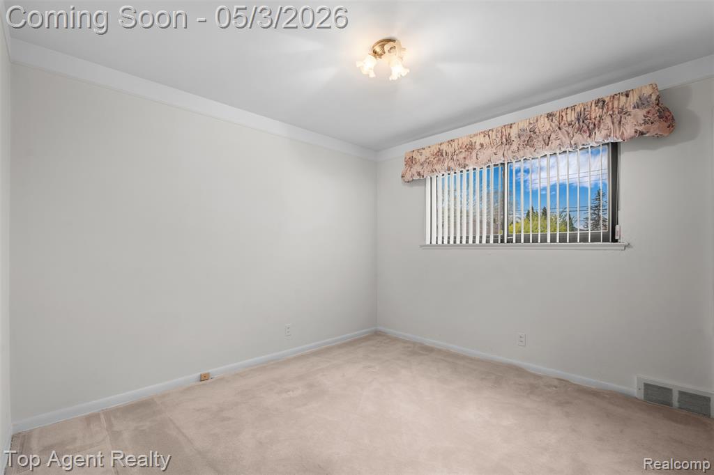 11495 Applewood Drive, Warren, MI 48093 — Photo 21