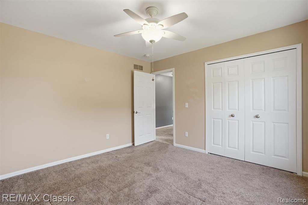 5500 Irene Boulevard, White Lake, MI 48383 — Photo 32