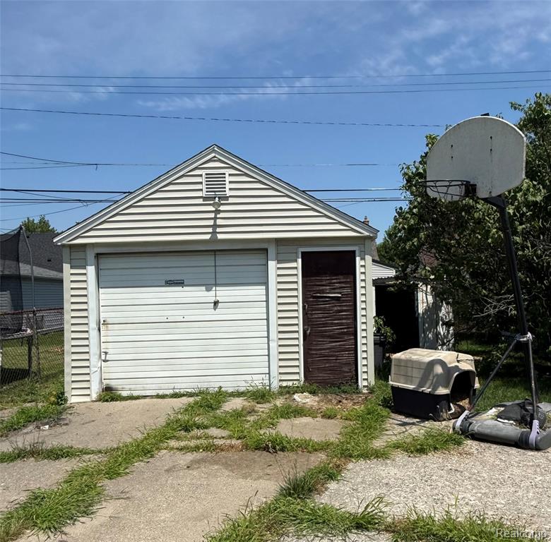 564 Ford Boulevard, Lincoln Park, MI 48146 — Photo 24
