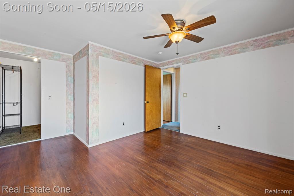 1348 N Charlesworth Street, Dearborn Heights, MI 48127 — Photo 25