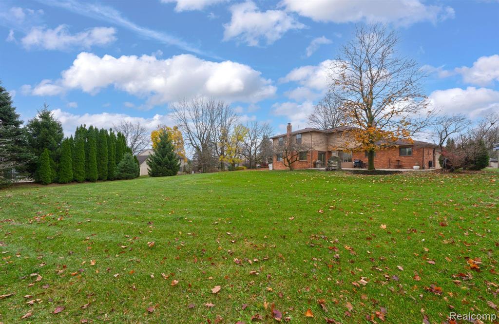 982 LANGLEY Road, Rochester Hills, MI 48309 — Photo 43