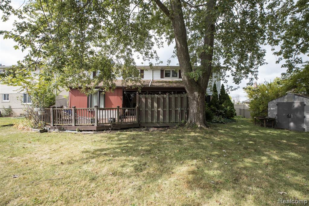 29823 Kingsbridge Drive, Gibraltar, MI — Photo 6