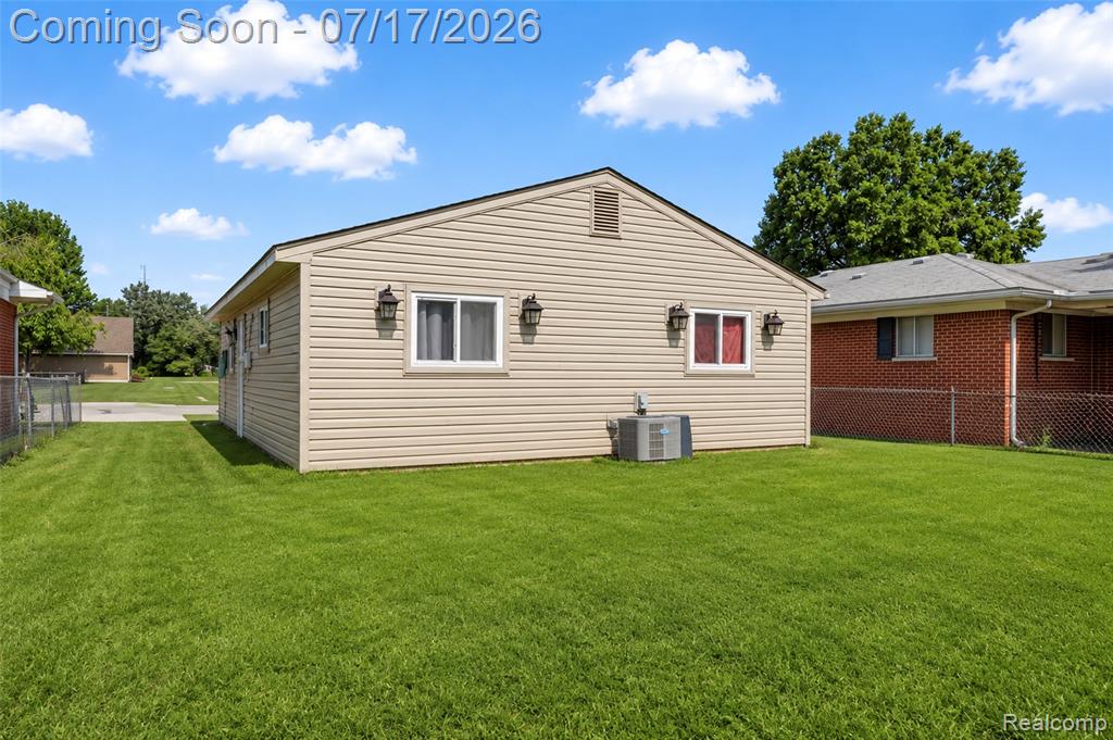 6871 Troy Street, Taylor, MI 48180 — Photo 36