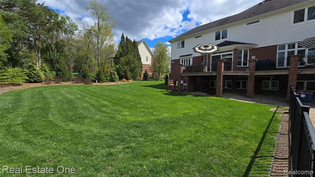 960 Hill Hollow Lane, Milford, MI 48381 — Photo 42