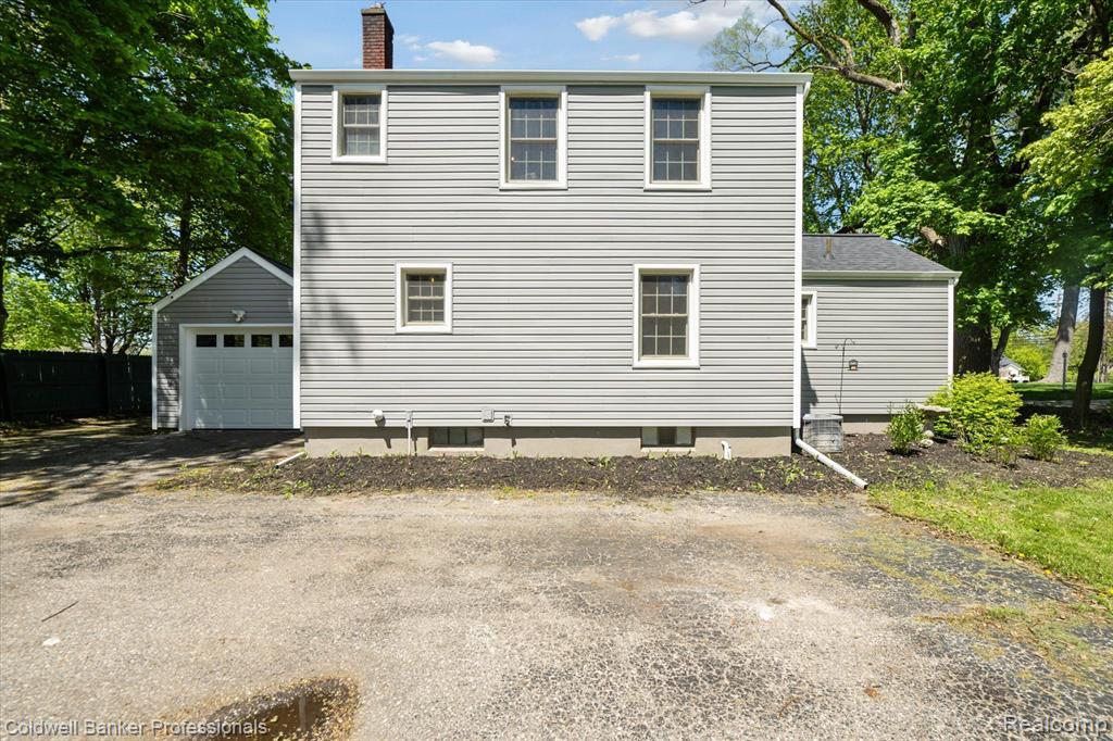 8054 DAVISON Road, Davison, MI 48423 — Photo 35