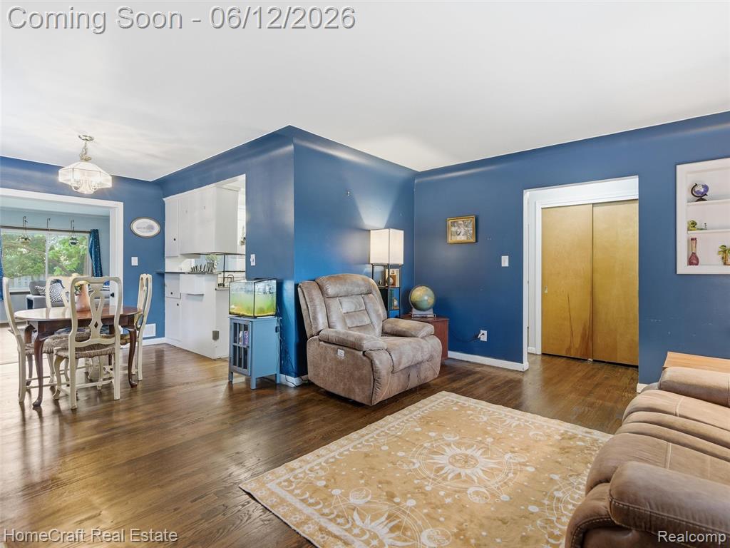 1775 N GULLEY Road, Dearborn Heights, MI 48127 — Photo 12