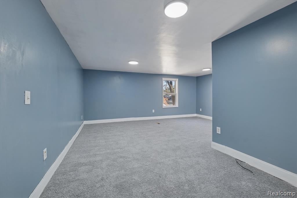 20107 Southfield Road, Detroit, MI 48235 — Photo 33