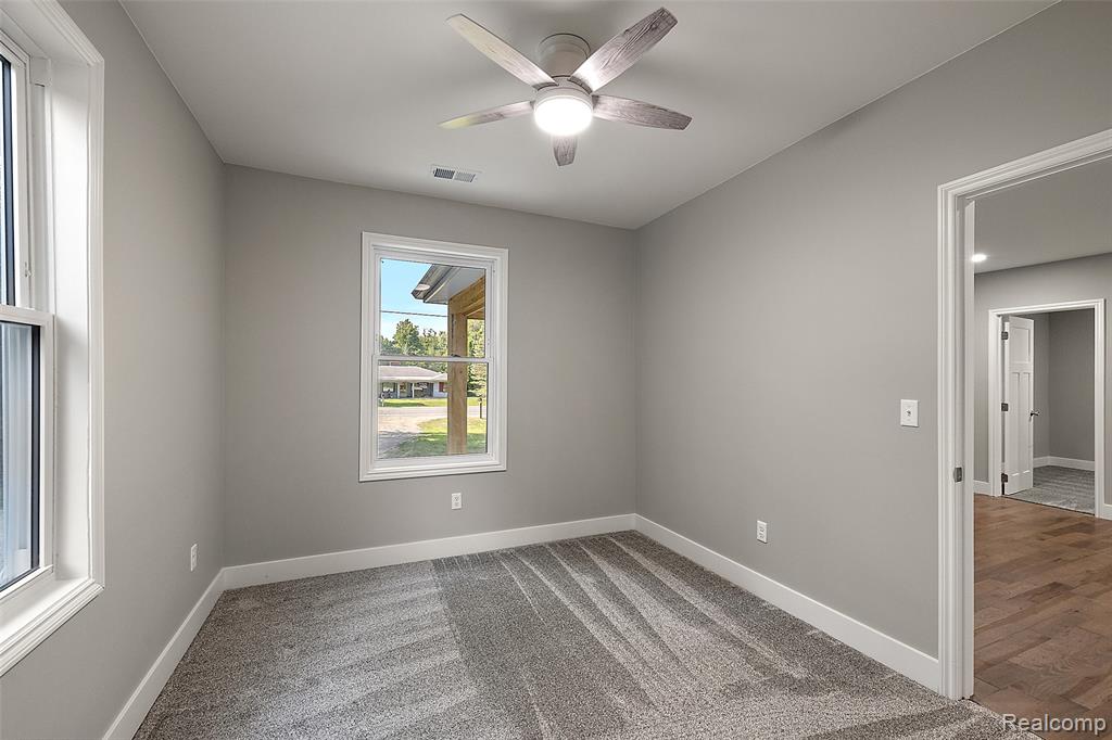 5771 Gratiot Avenue, St. Clair, MI 48079 — Photo 48