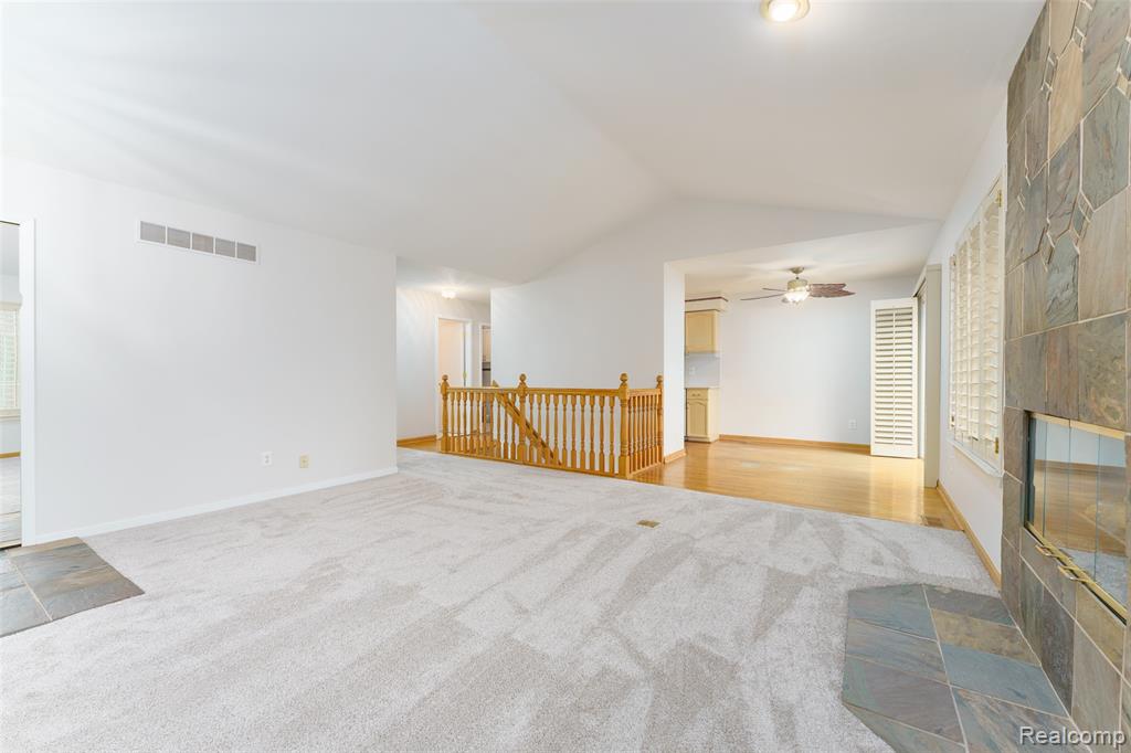 469 Winwood Circle, 121, Walled Lake, MI 48390 — Photo 6