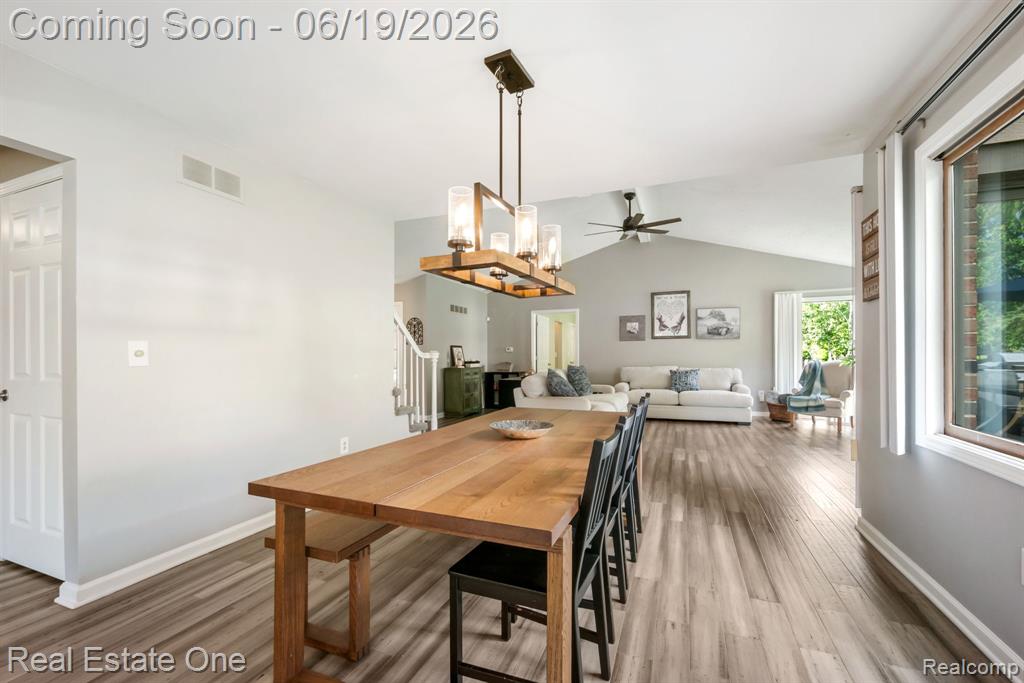 5277 Waterview Drive, West Bloomfield, MI 48323 — Photo 14