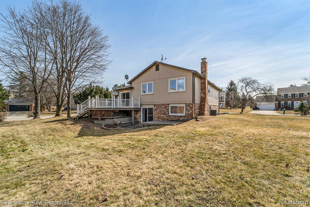 804 DICKSON Lane, Rochester Hills, MI 48307 — Photo 23
