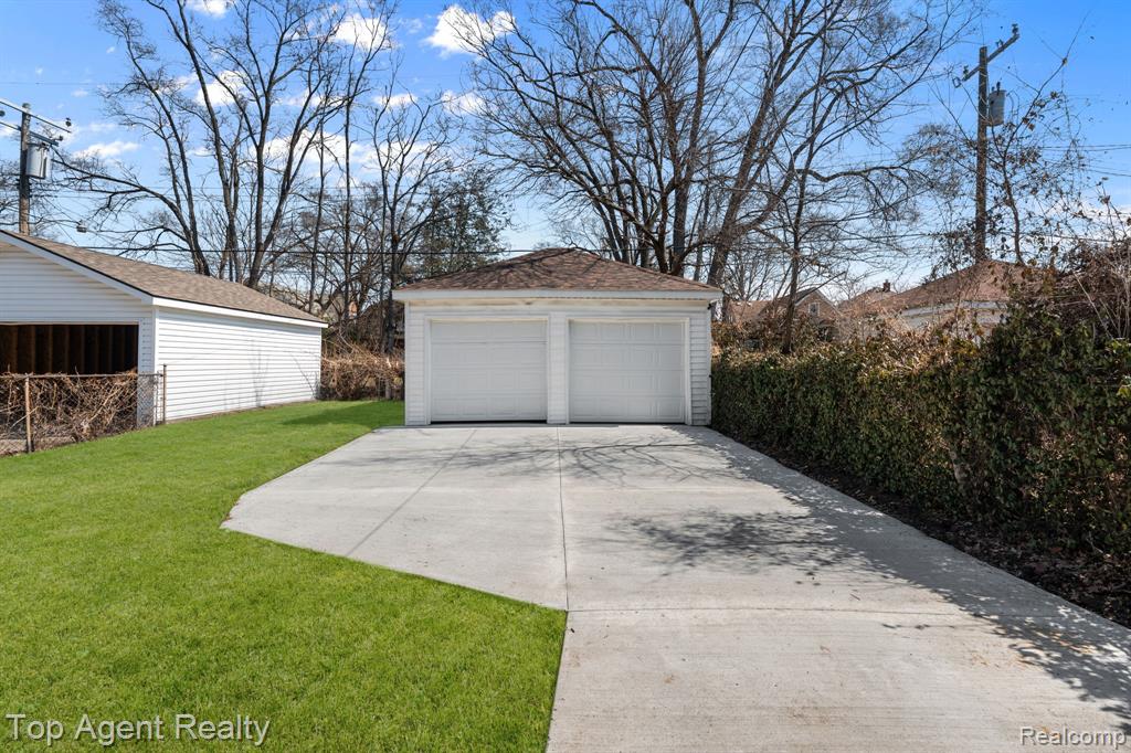 16204 Roselawn Street, Detroit, MI 48221 — Photo 35