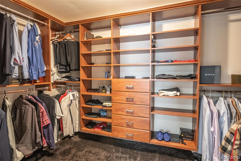 4575 Forest Edge Lane N, West Bloomfield, MI 48323 — Photo 47