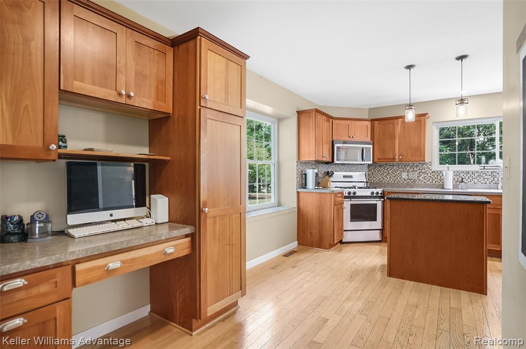 7675 Morningstar Court, Clarkston, MI 48348 — Photo 8