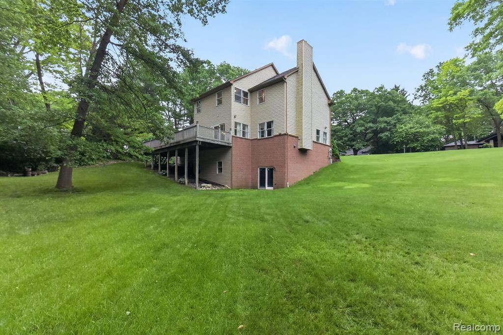 7943 Debora Drive, Brighton, MI 48114 — Photo 6