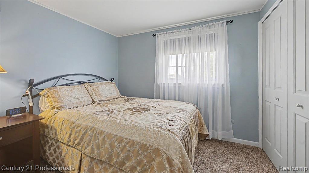20463 Law Avenue, Brownstown, MI 48183 — Photo 40
