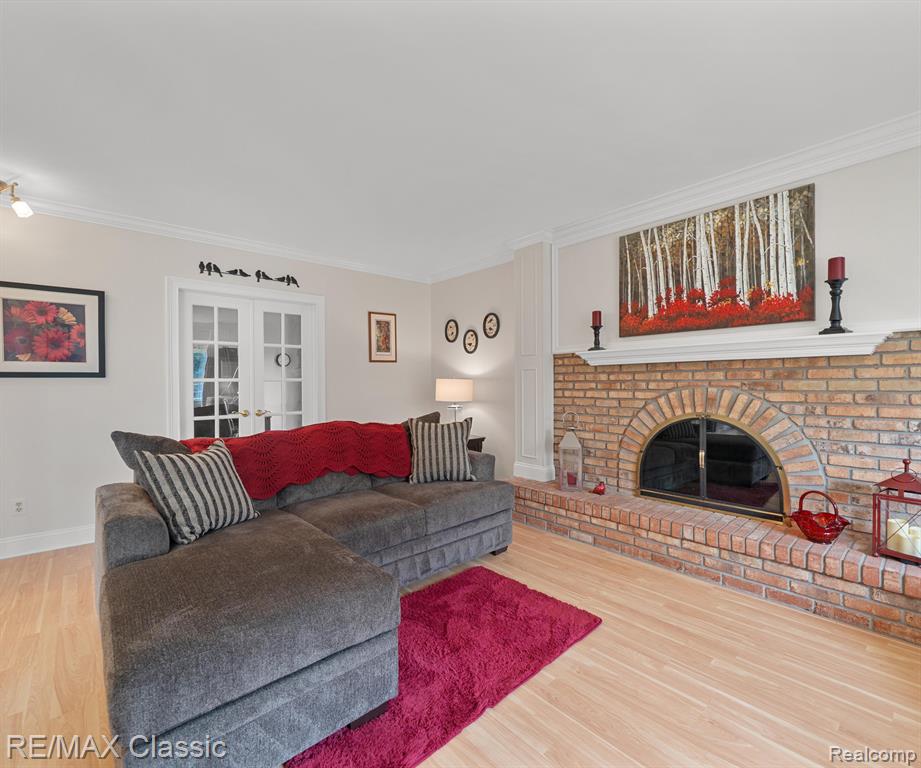 45597 HOLMES Drive, Canton, MI 48187 — Photo 21